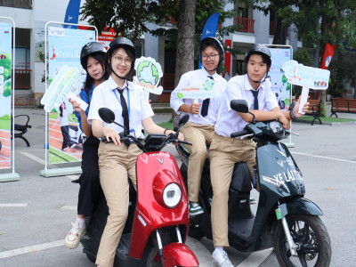 TRANG BỊ KIẾN THỨC PHÁP LUẬT - VỮNG BƯỚC TƯƠNG LAI